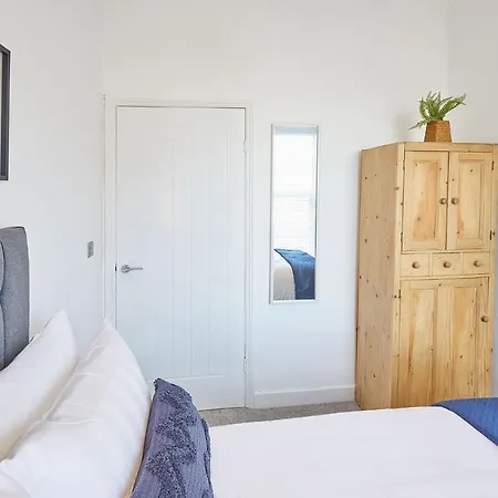 Apartment Host & - Marshlands